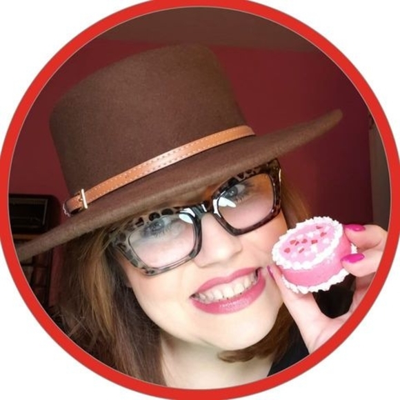 Meet your Posher, Gina - Picture 1 of 1